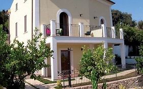Villa Vittoria Rodi Garganico